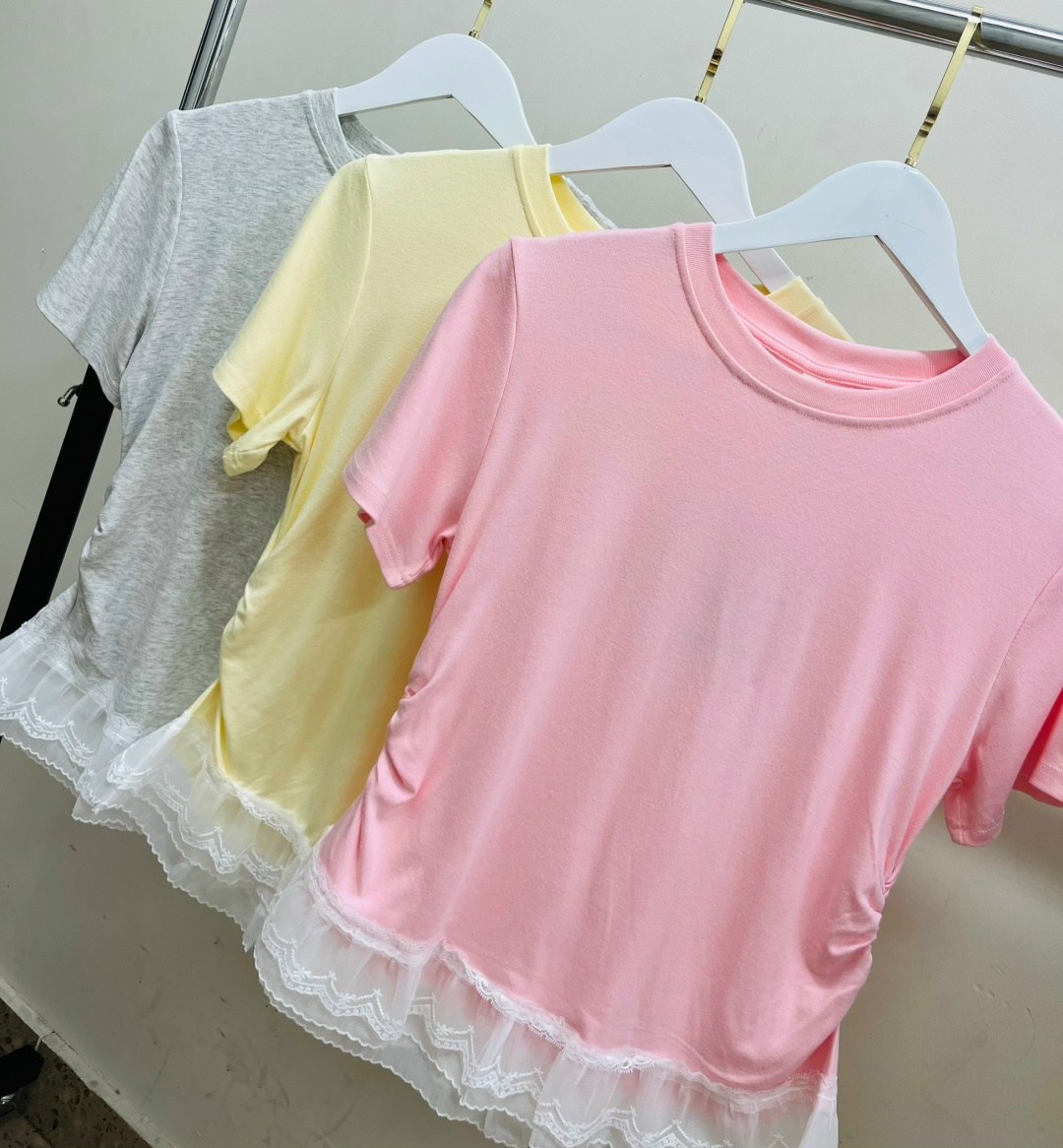 футболка с кружевами,футболка с оборками,футболки женская,футболки модные,белая женская футболка