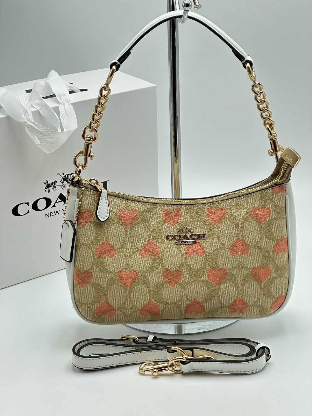 женская сумка coach,сумка coach,брендовая сумка через плечо coach,сумка,женская сумка