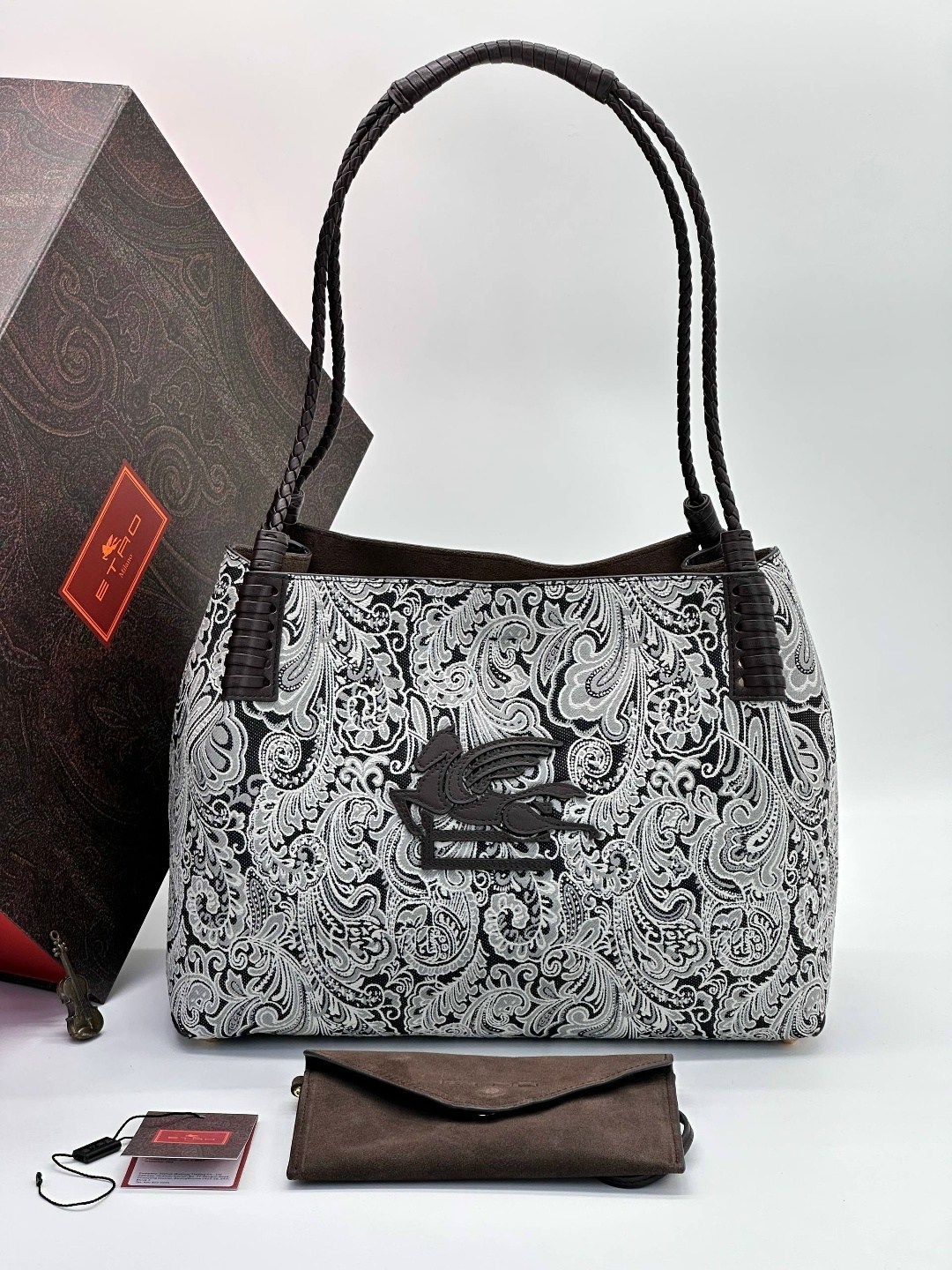 сумка,женская сумка,сумки для женщин,сумка классическая,стильная сумка