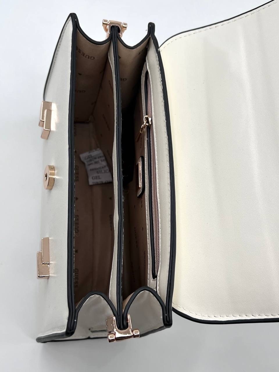 сумка женская guess,сумка guess,guess сумка через плечо,сумка на плечо guess,белая сумка guess