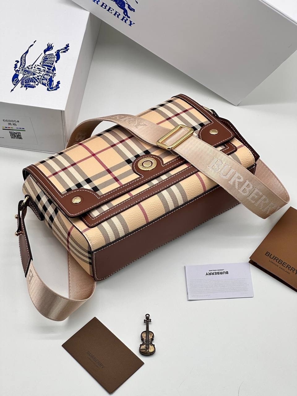 сумка burberry,сумка на плечо burberry,сумка через плечо burberry,сумка burberry женская,женская сумка на плечо burberry