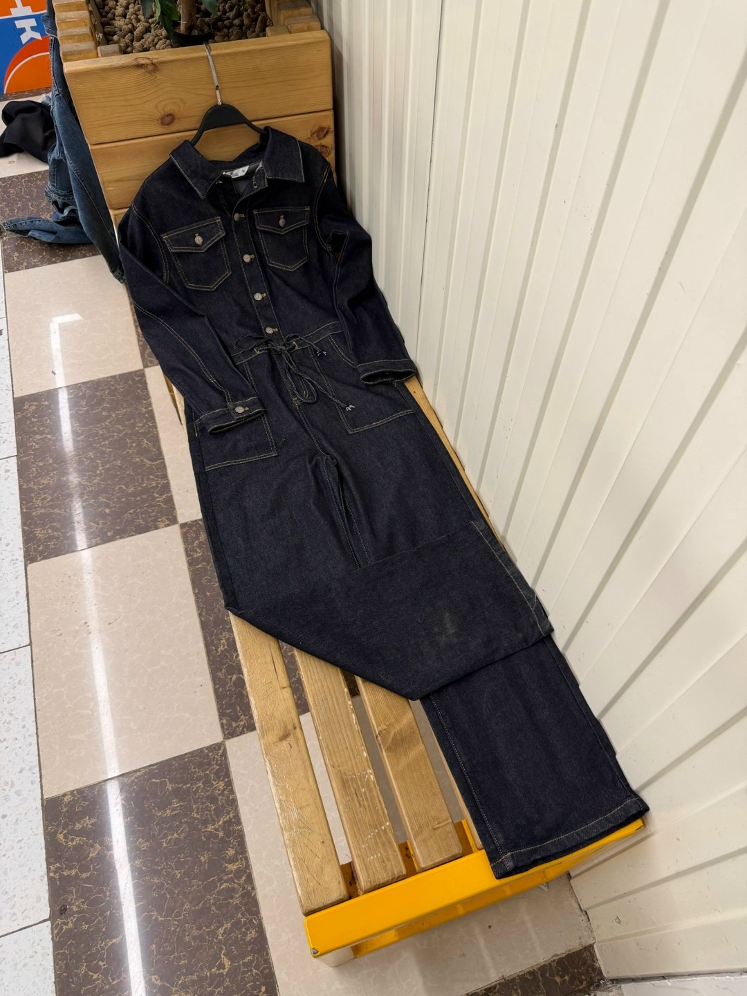 мужской джинсовый комбинезон,джинсовые комбинезоны,комбинезон женский джинсовый,джинсовые костюмы,женский джинсовый костюм