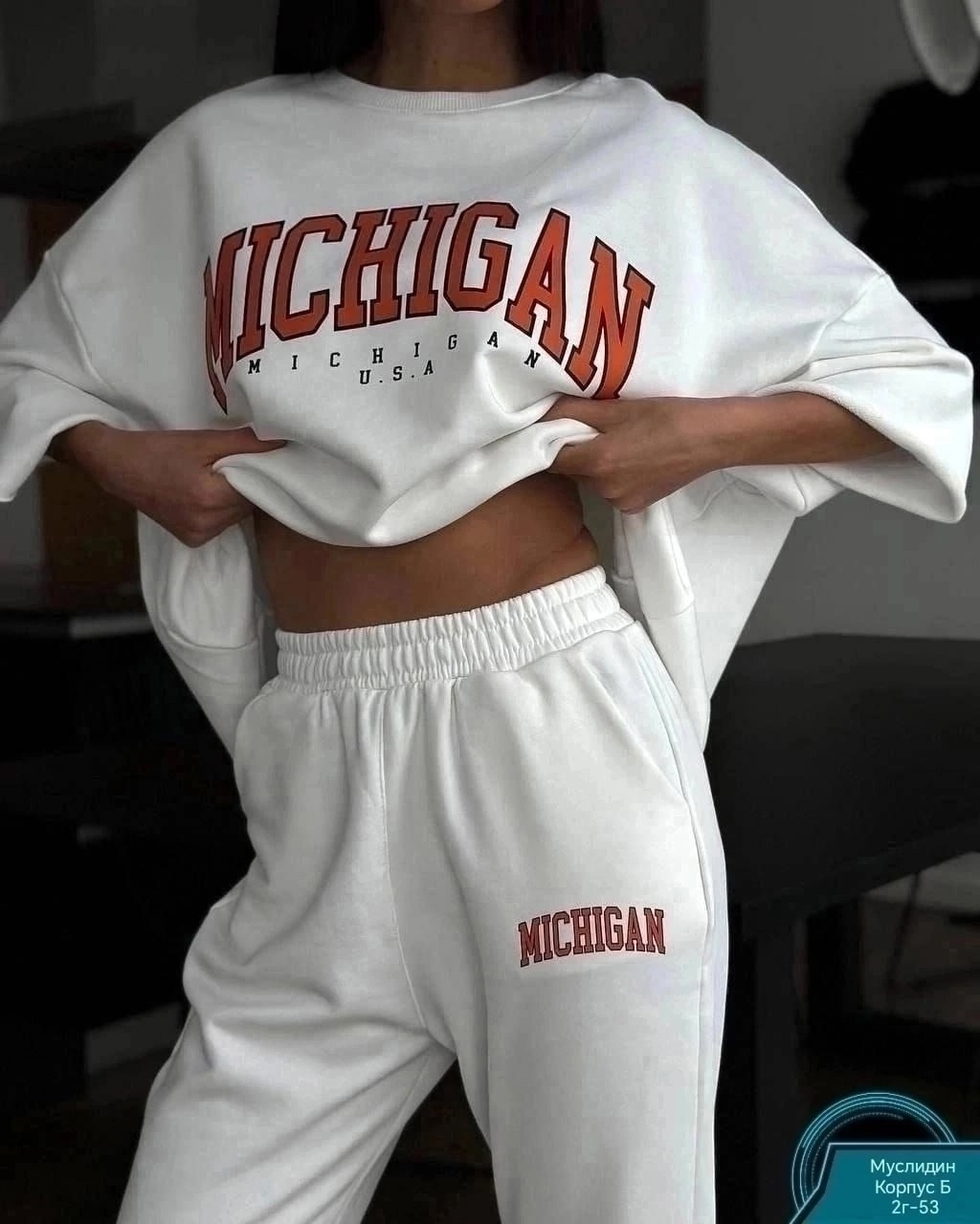 костюм спортивный женский,женский костюм в спортивном стиле,женский спортивный костюм летний,спортивный женский костюм двойка,костюм спортивный женский повседневный