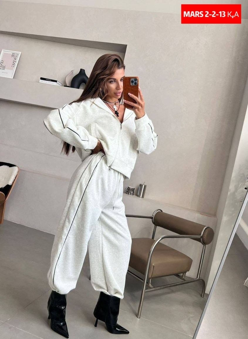 спортивные костюм,модные костюмы,спортивные костюмы женские,стильный костюм женский,костюм спортивные женские костюмы