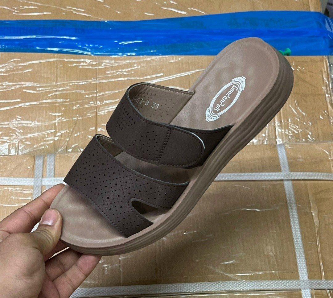 женские шлепанцы,,женские шлепки,женские босоножки,женские сандалии