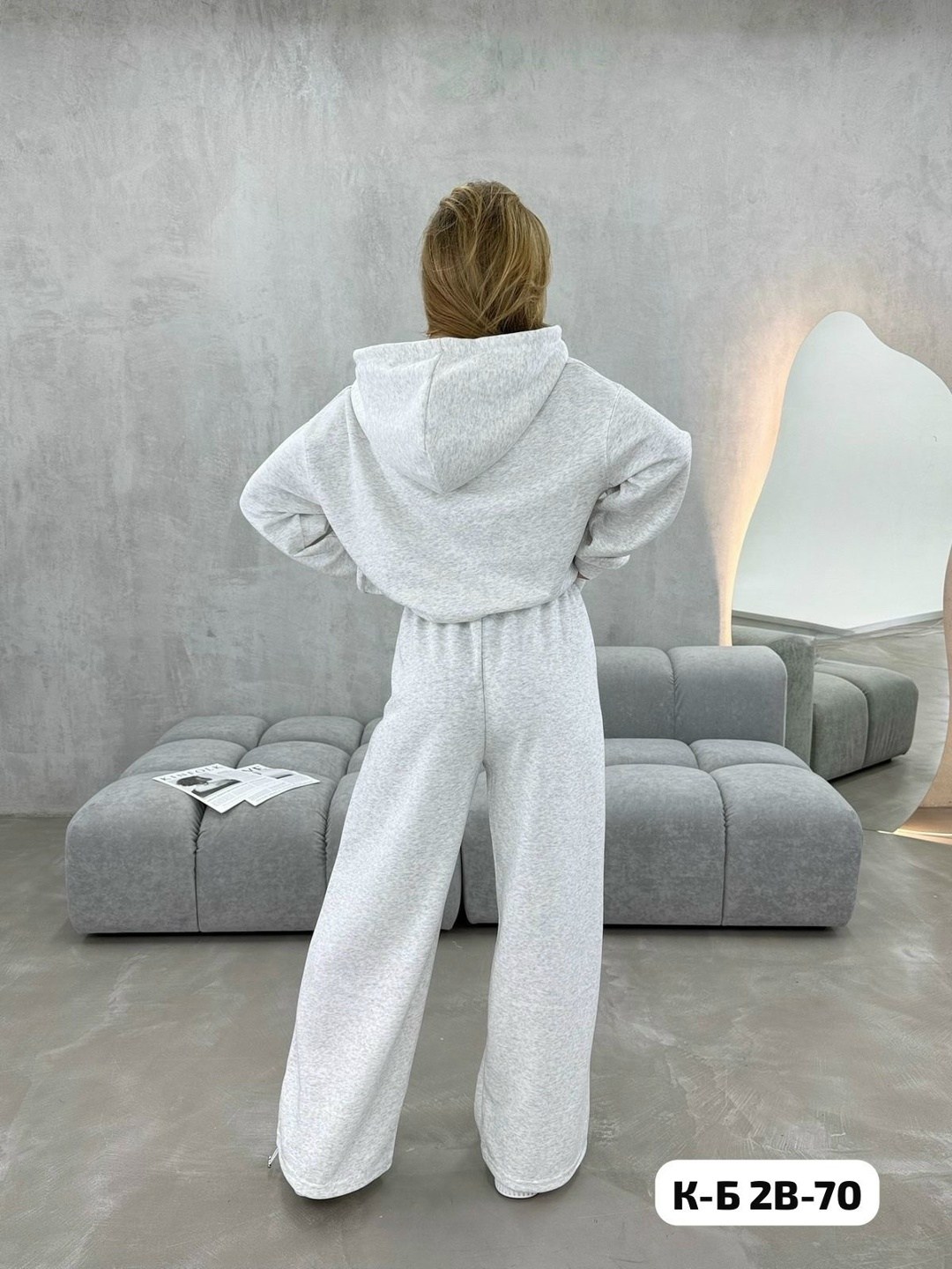 костюм женский,стильные костюмы,женские костюмы спортивные,белый брючный костюм,женский костюм на флисе