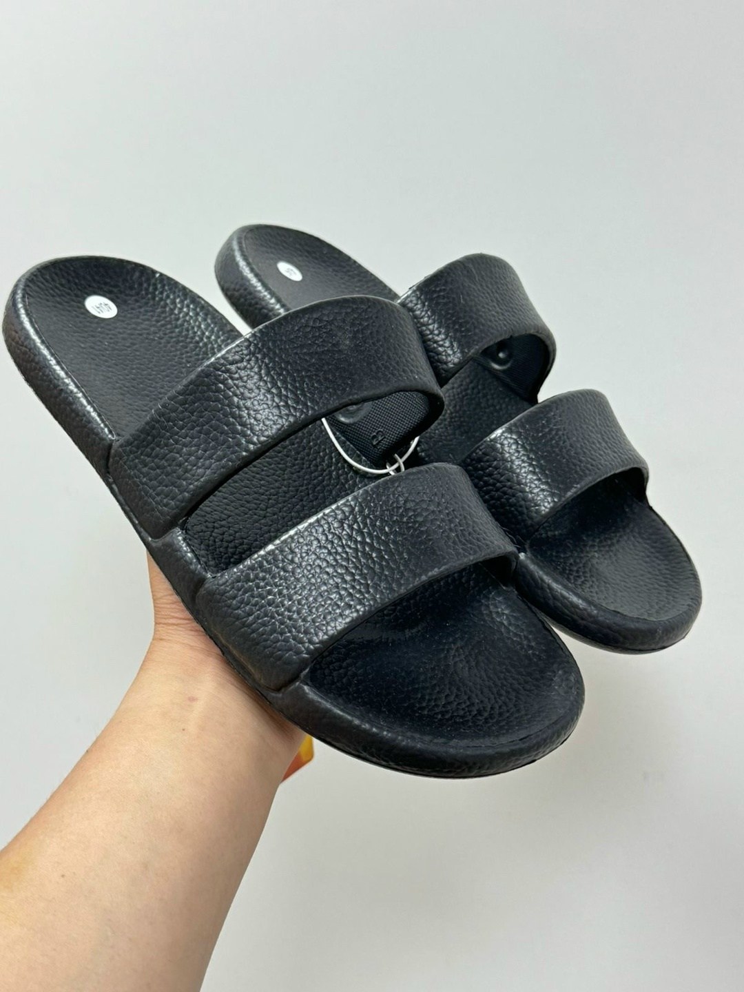 ,женские шлепанцы,комнатные шлепанцы,шлепки женские,белые шлепанцы