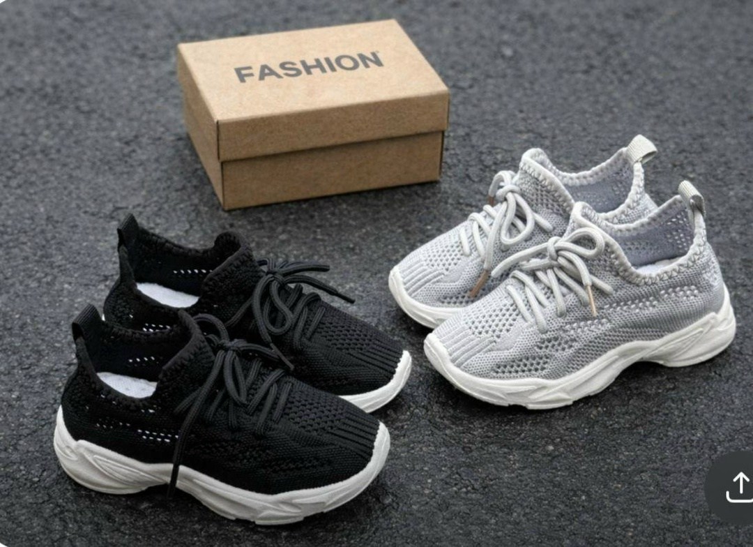 кроссовки,повседневные кроссовки,кроссовки дышащие,спортивные кроссовки,детские кроссовки