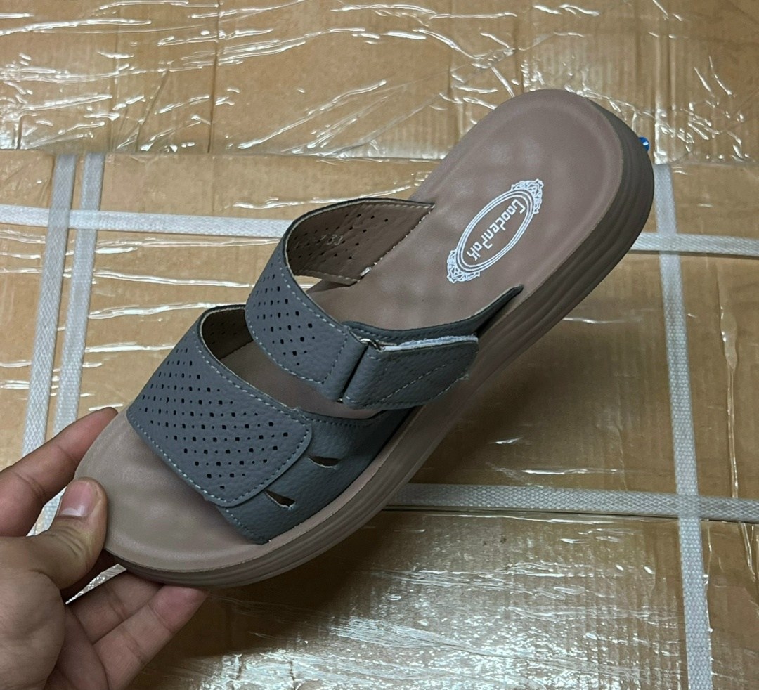 мужские шлепанцы,,шлепанцы женские,шлепки мужские,босоножки сандали