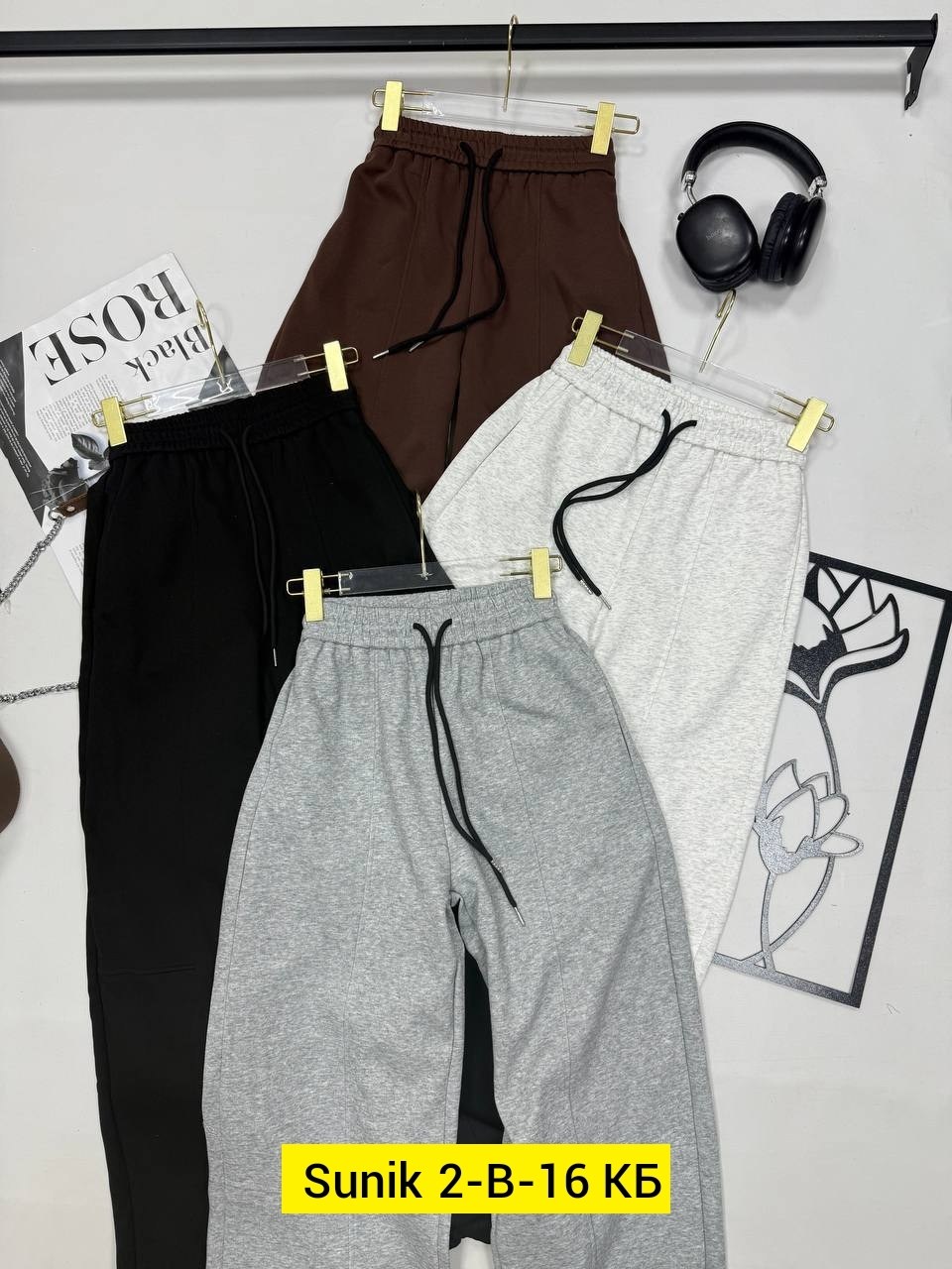 серые штаны женские спортивные свободные,брюки спортивные,штаны на флисе,спортивные штаны,женские спортивные штаны
