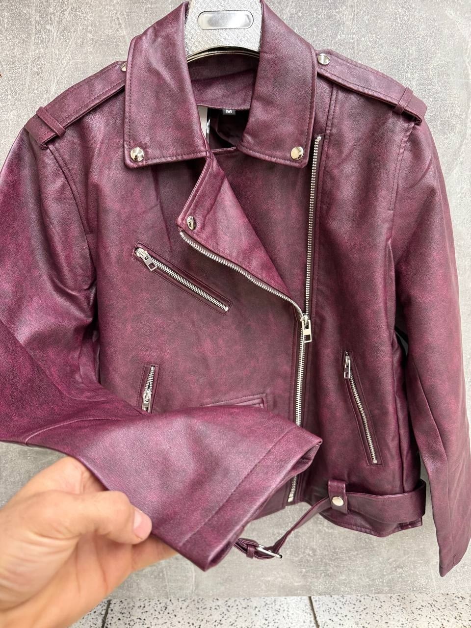 косуха зара бордовая,кожаная куртка,куртка из искусственной кожи женская,куртка косуха,женская кожаная куртка