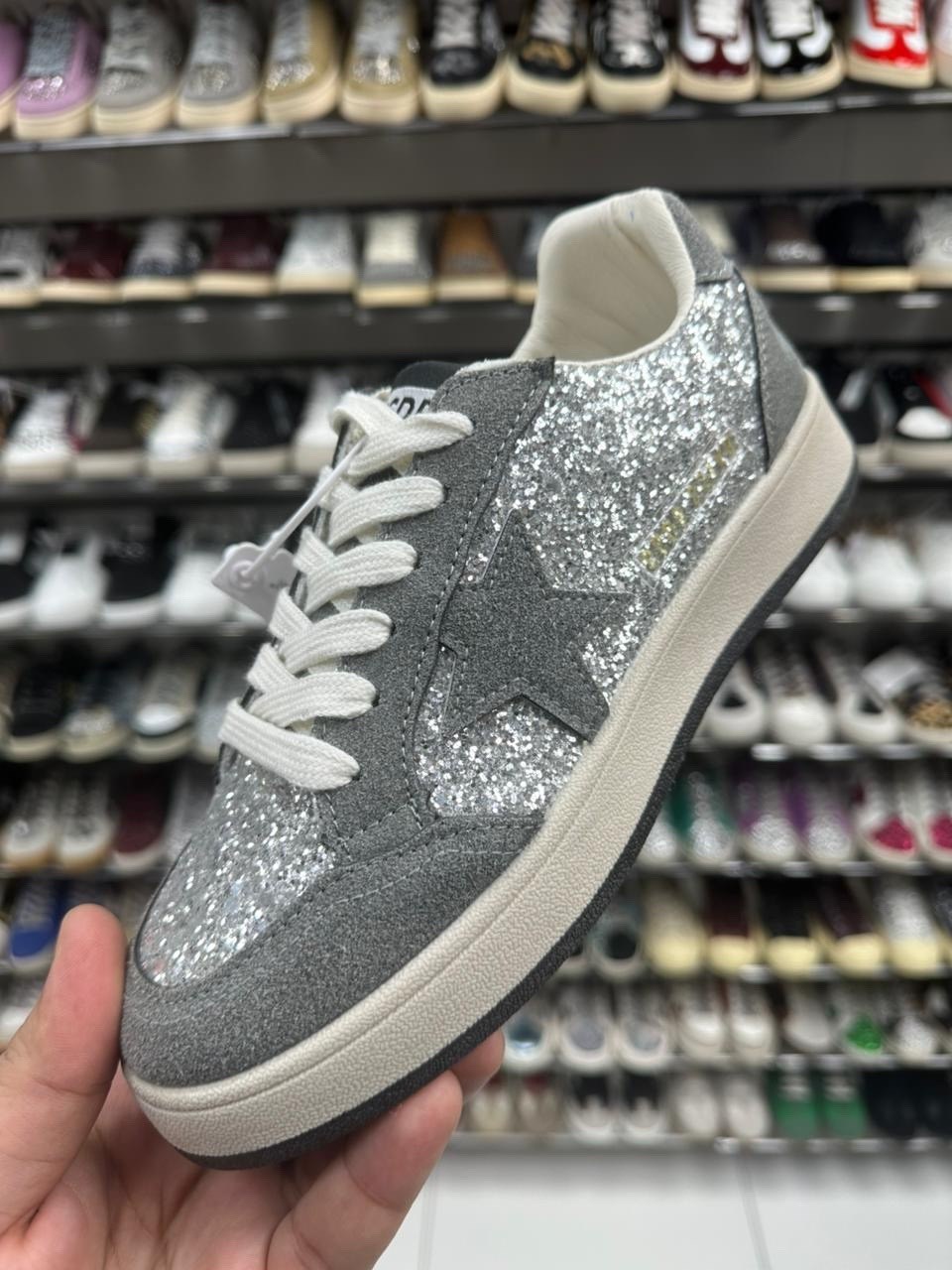 ,обуви,кроссовки женскиe,женская ,кроссовки со звездами