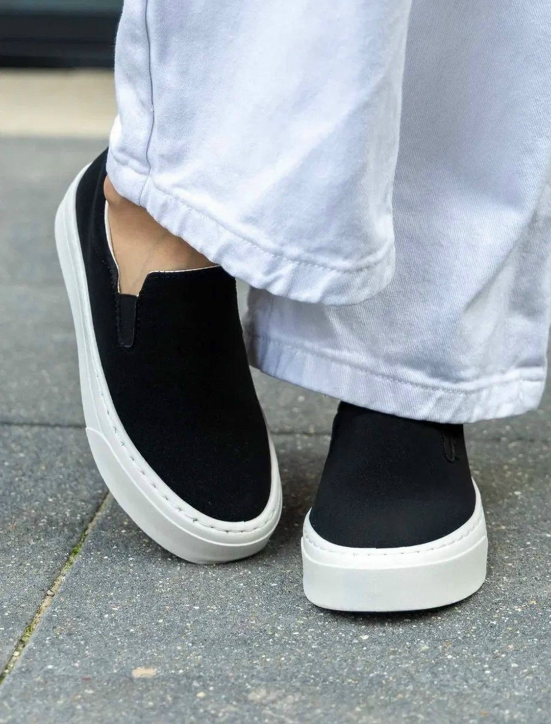 слипоны на платформе,слипоны на высокой подошве,женские слипоны,слипоны женские черные,слипоны женские черные с белой подошвой