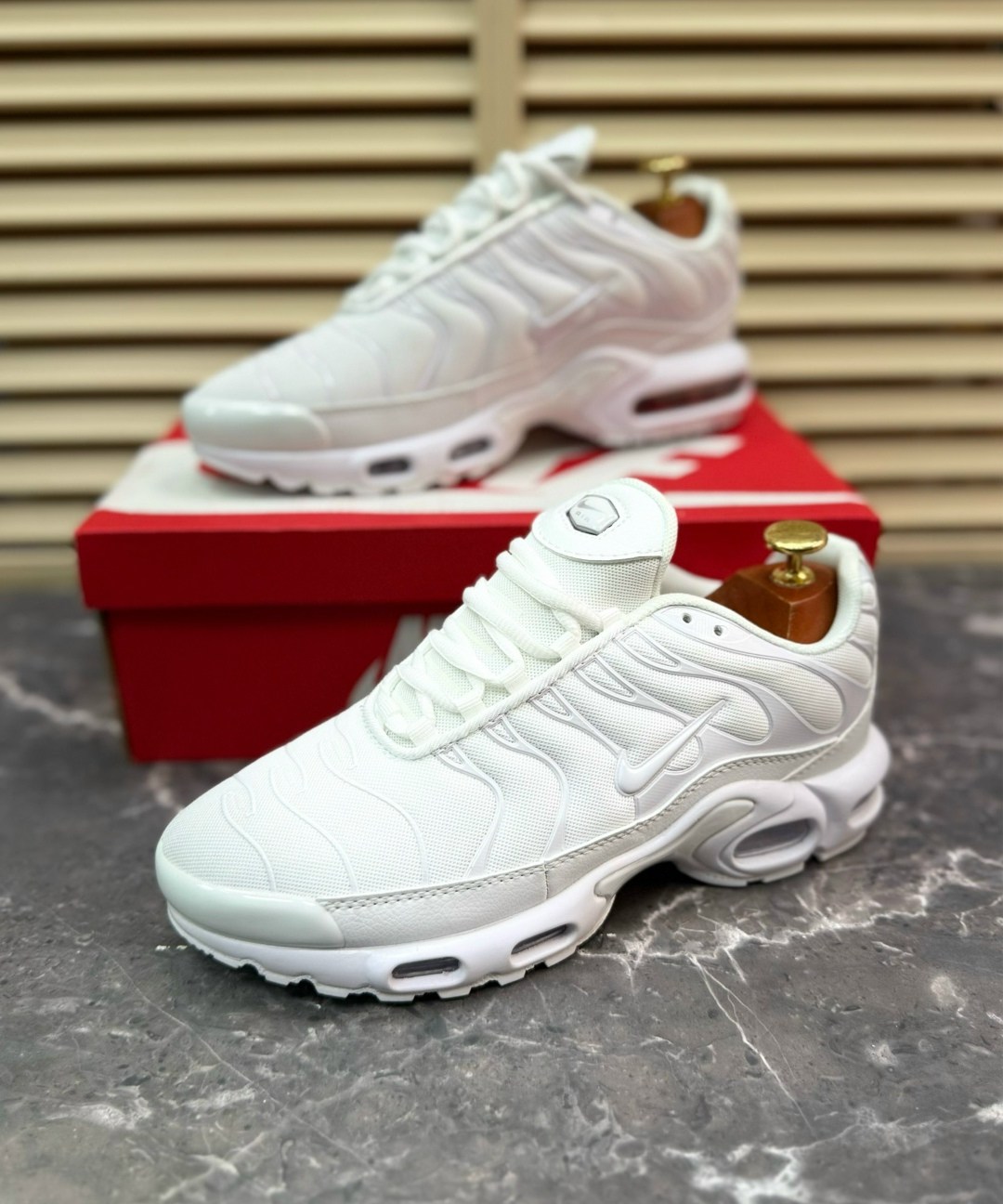 кроссовки nike air max plus tn,nike air max tn plus white,мужские кроссовки nike air max tn plus,кроссовки nike air max plus,nike air max plus tn