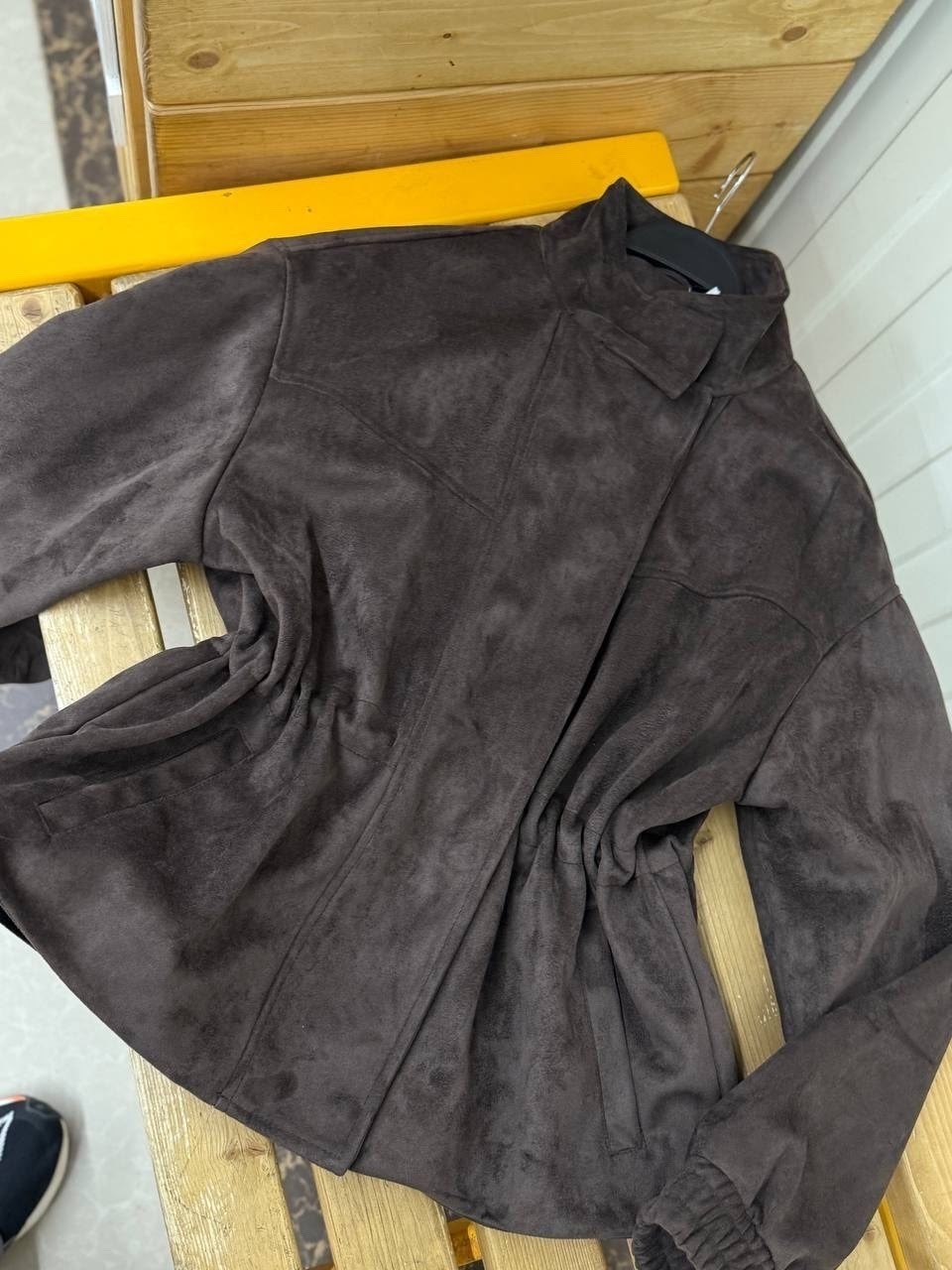 куртка бомбер,куртка замшевая,короткие куртки,женская куртка