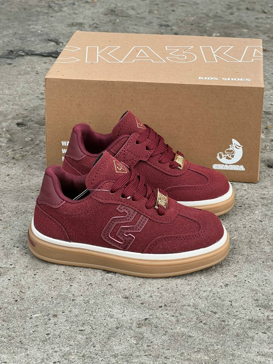 ,женские кроссовки,кроссовки бордовые,бордовые кроссовки виннер,обуви