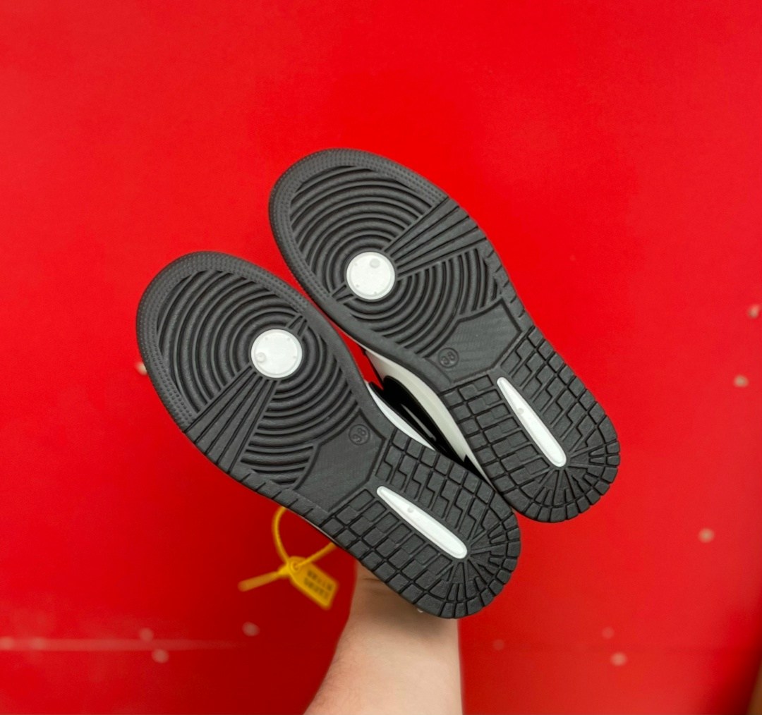 кроссовки,,кроссовка,кроссовки мужские nike air jordan 1,женские кроссовки