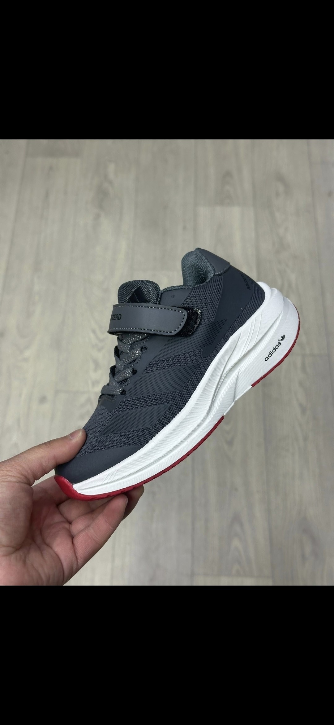 кроссовки adidas,кроссовки,кроссовки мальчику,baas кроссовки,кроссовки потерялись