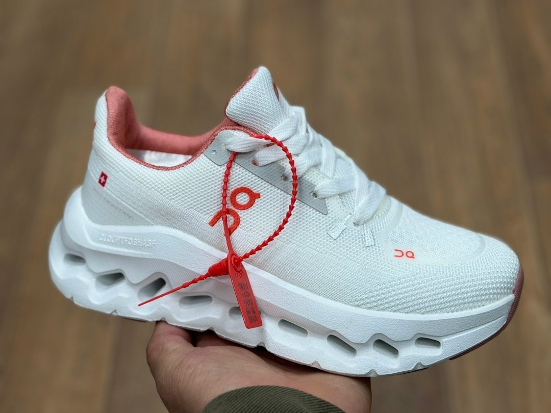 кроссовки,кроссовки on,кроссовки женские мужские,кроссовки мужские cloudtilt on running белый,спортивная