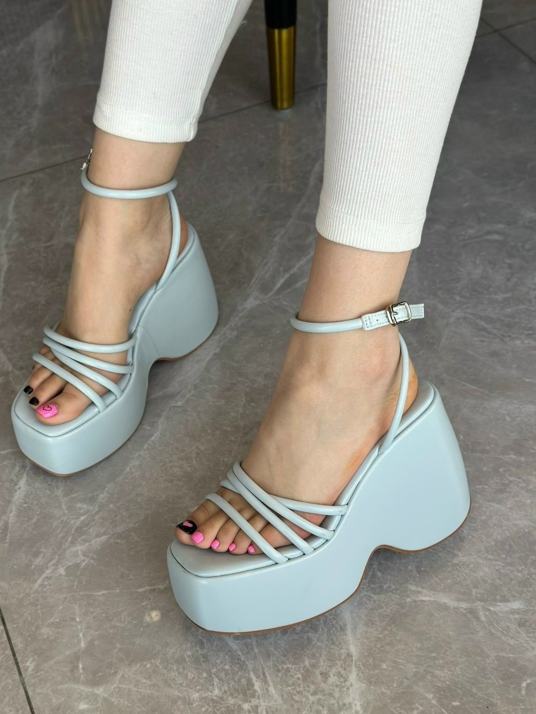 босоножки на платформе,женские босоножки,сандали босоножки,каблуки босоножки,модные босоножки