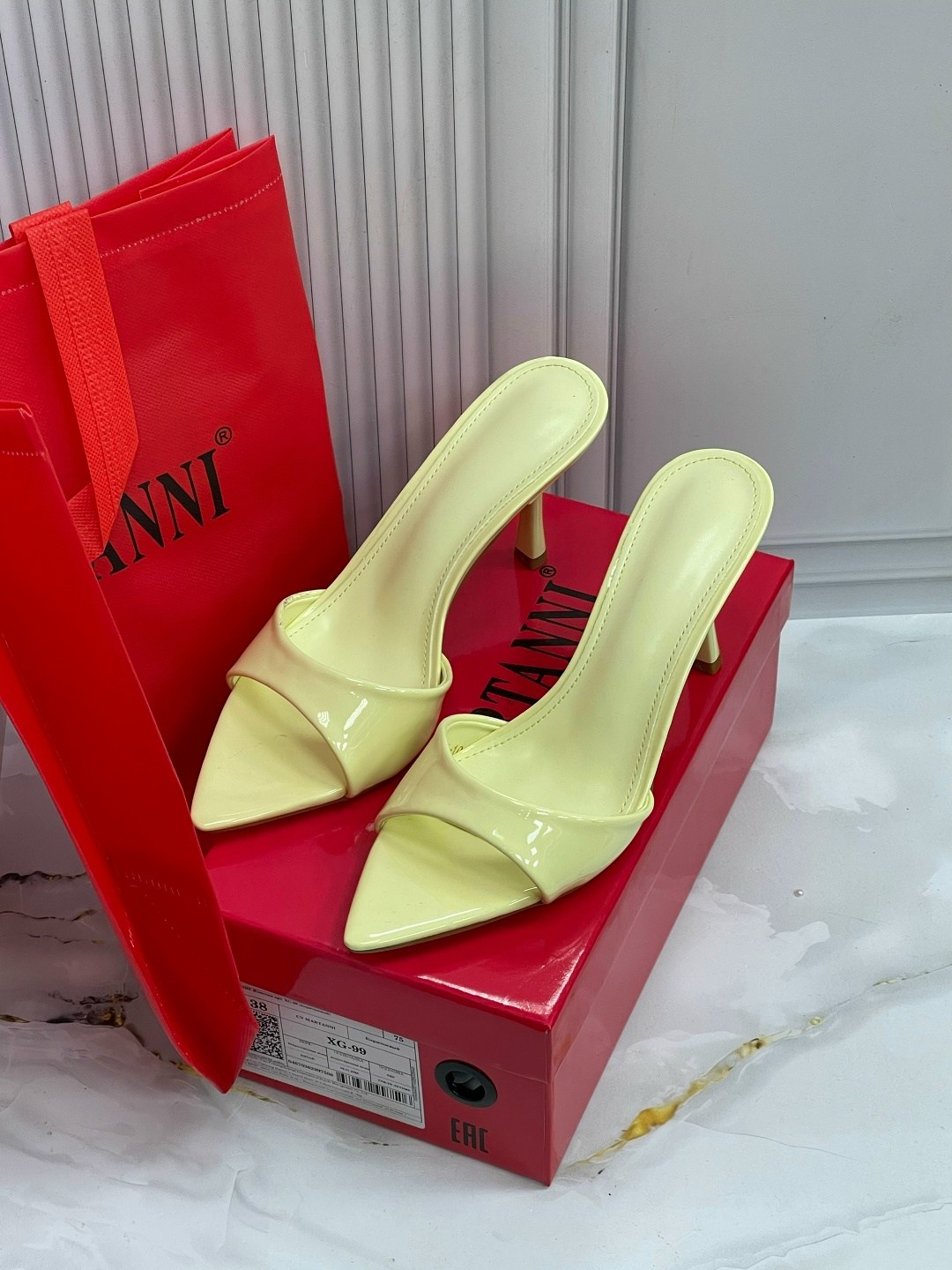 ,босоножки на каблуках,босоножки женские,женские мюли,туфли открытые