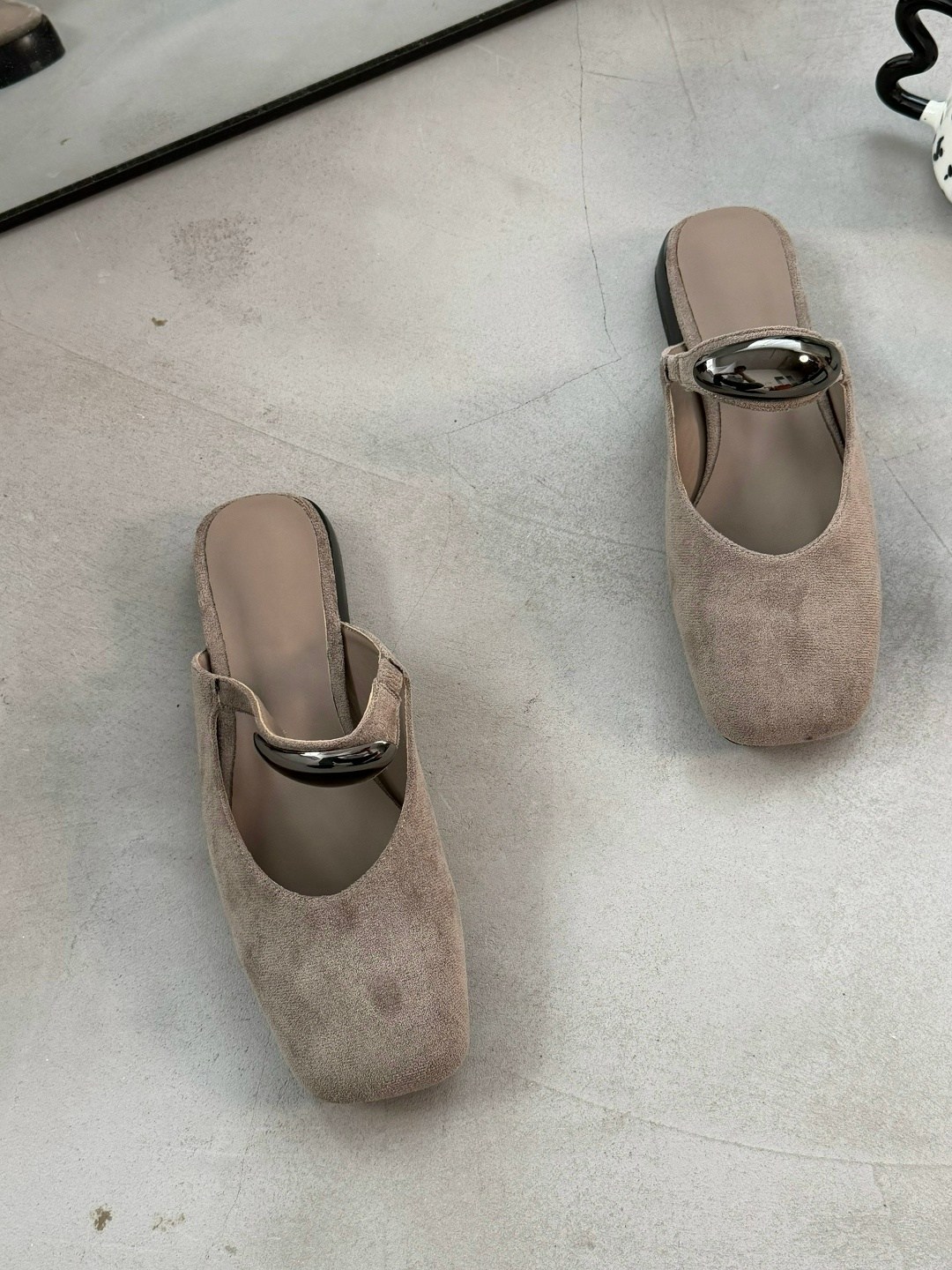 ,шлепанцы женские,модные шлепанцы,сабо женские,женская