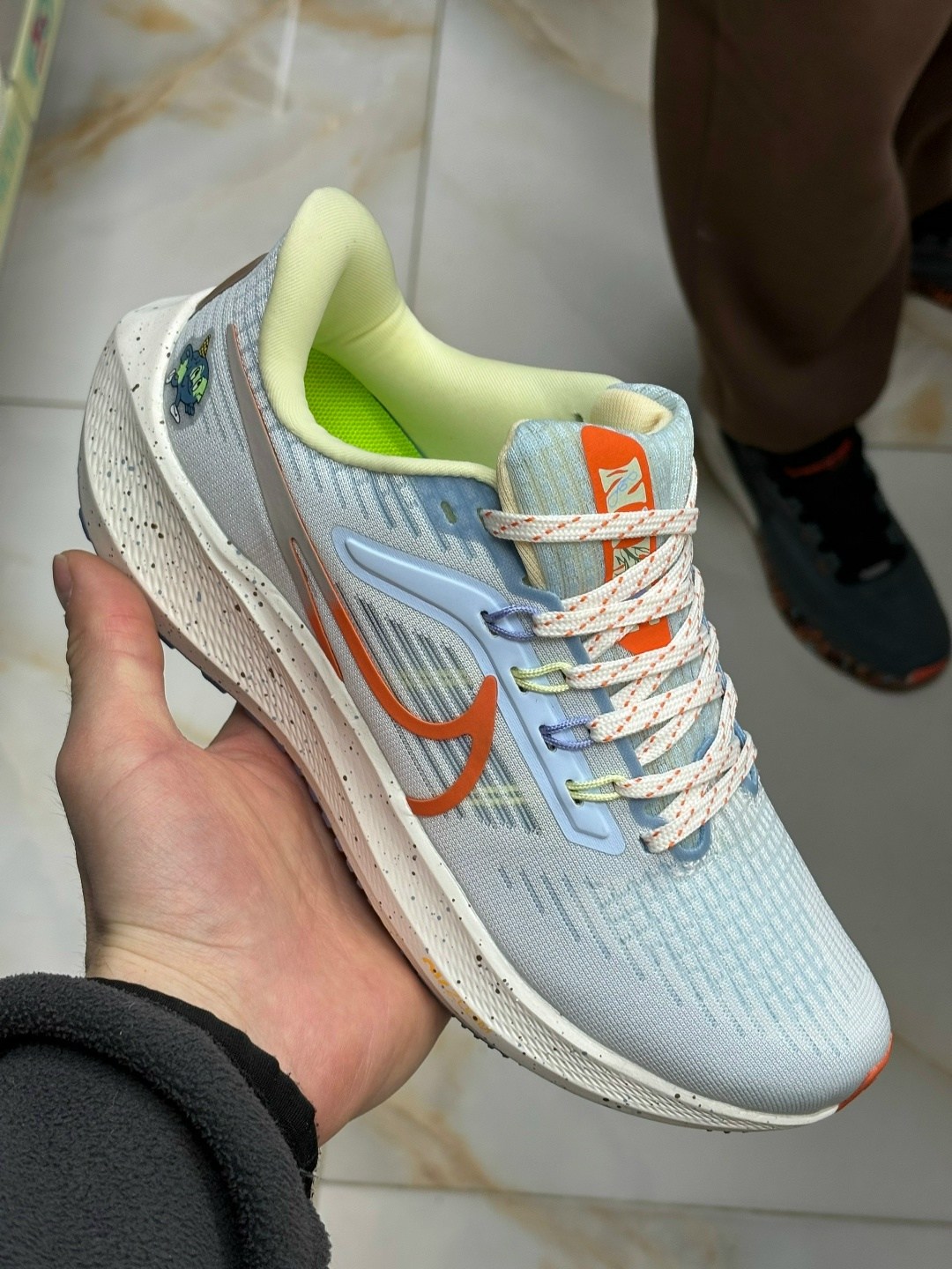 кроссовки для женщин nike initiator pink,nike кроссовки,женские беговые кроссовки nike initiator ярко-розовый,кроссовки nike v 2 k run,кроссовки беговые женские