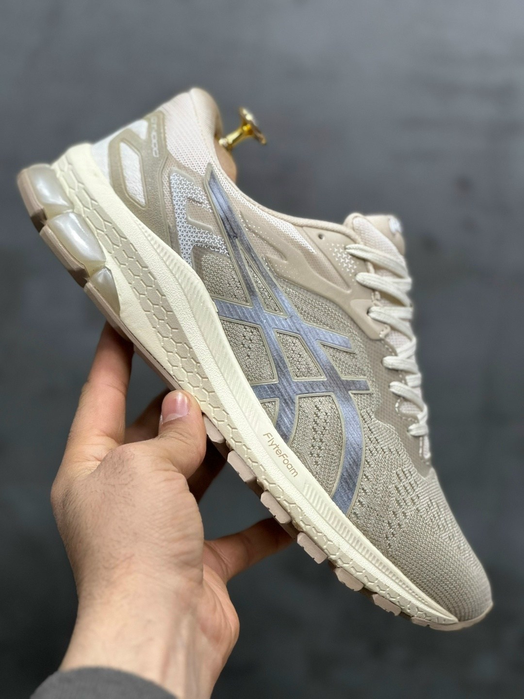 кроссовки asics,кроссовки,мужские кроссовки asics,женские кроссовки asics,кроссовки адидас асикс