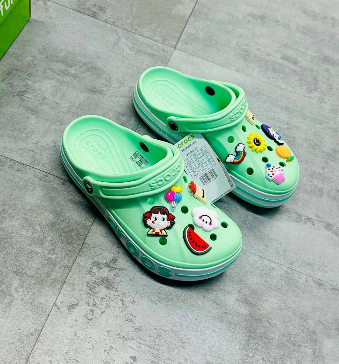 кроксы детские с джибитсами,,сабо crocs,кроксы детские,кроксы мода