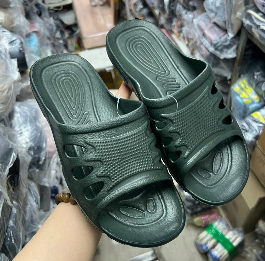 тапки армейские казарменные олива,тапочки сланцы армейские уставные казарменные шлёпки,тапочки казарменные для военнослужащих,тапочки армейские,тапочки резиновые армейские олива