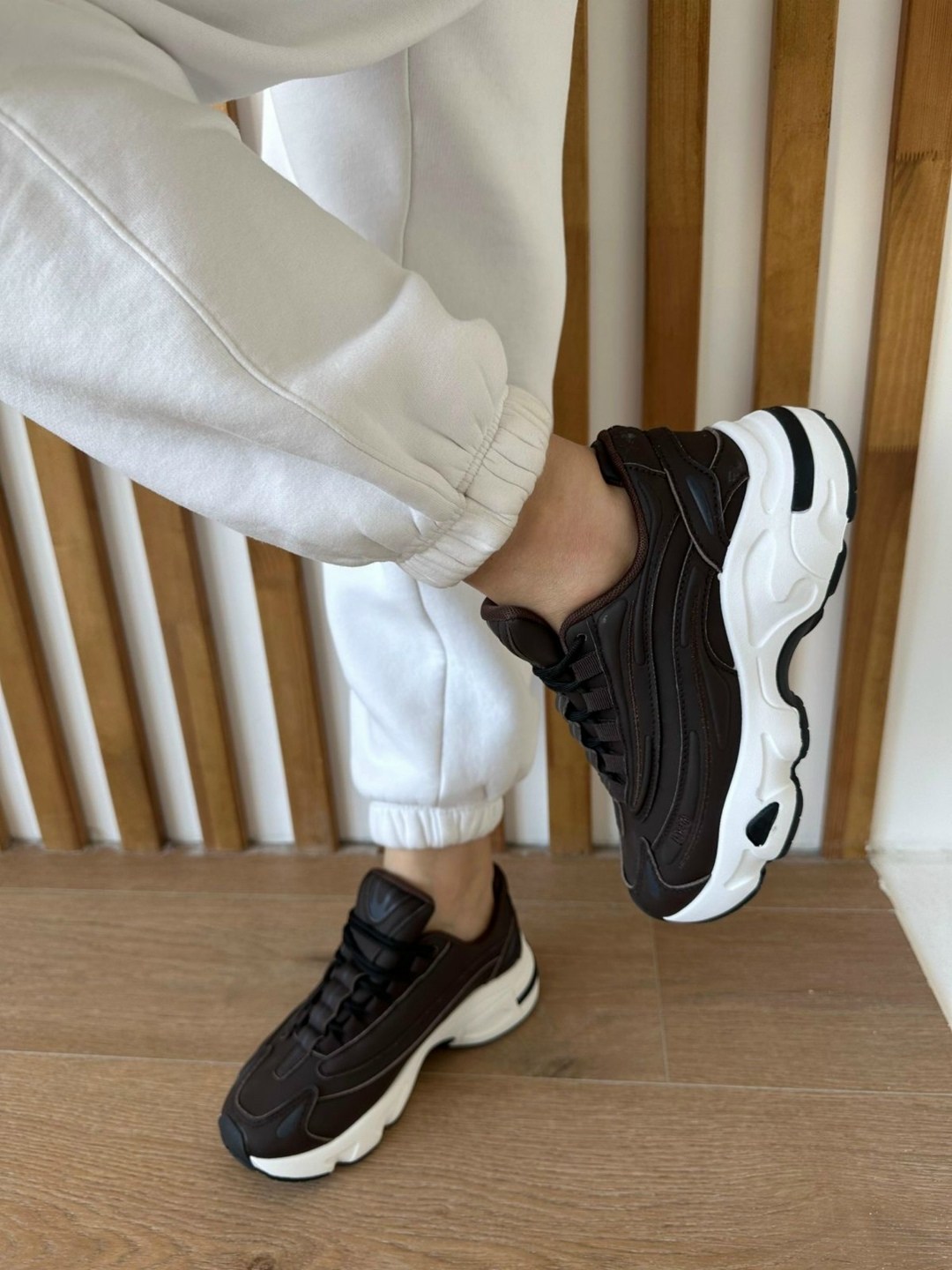 кроссовки женскиe,, женская,кроссовки женские черные,черные кроссовки