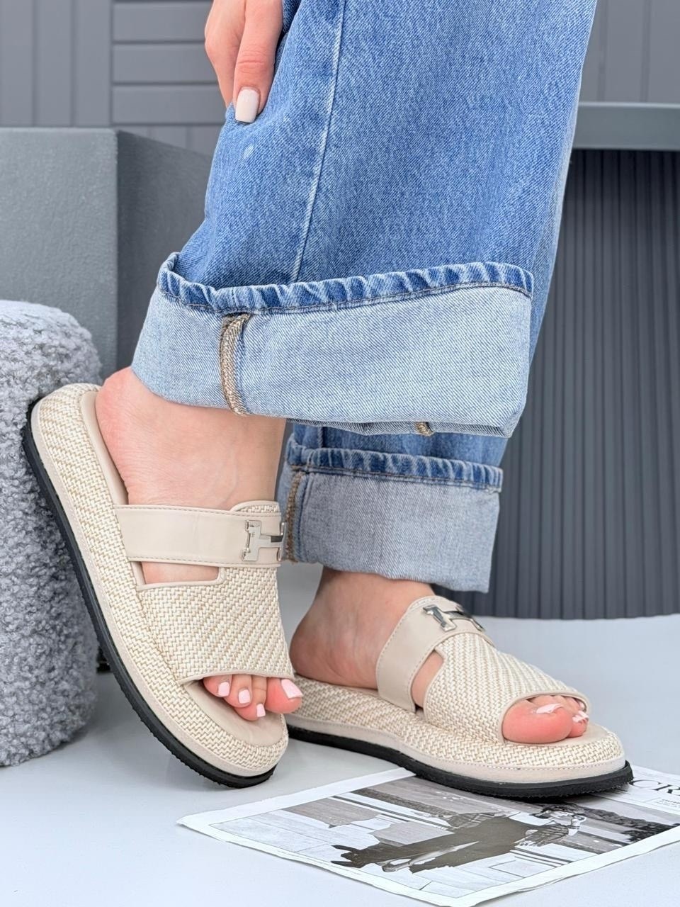 ,женские сандалии,женские шлепанцы,сандалии,модные шлепанцы