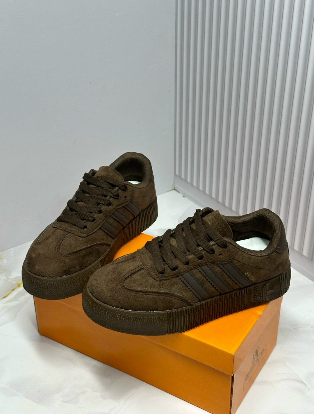 кроссовки адидас самба женские зеленые,кроссовки adidas samba,,кроссовки adidas samba rose на высокой подошве,адидас самба зеленые замша