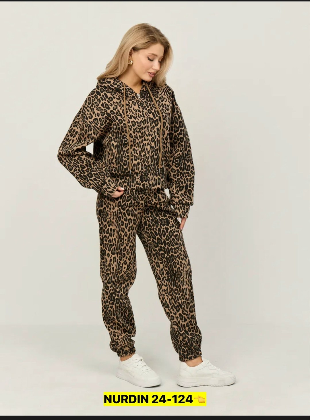 женский спортивный костюм с леопардовым принтом,леопардовый костюм,женский костюм,костюм на флисе,леопардовый костюм двойка