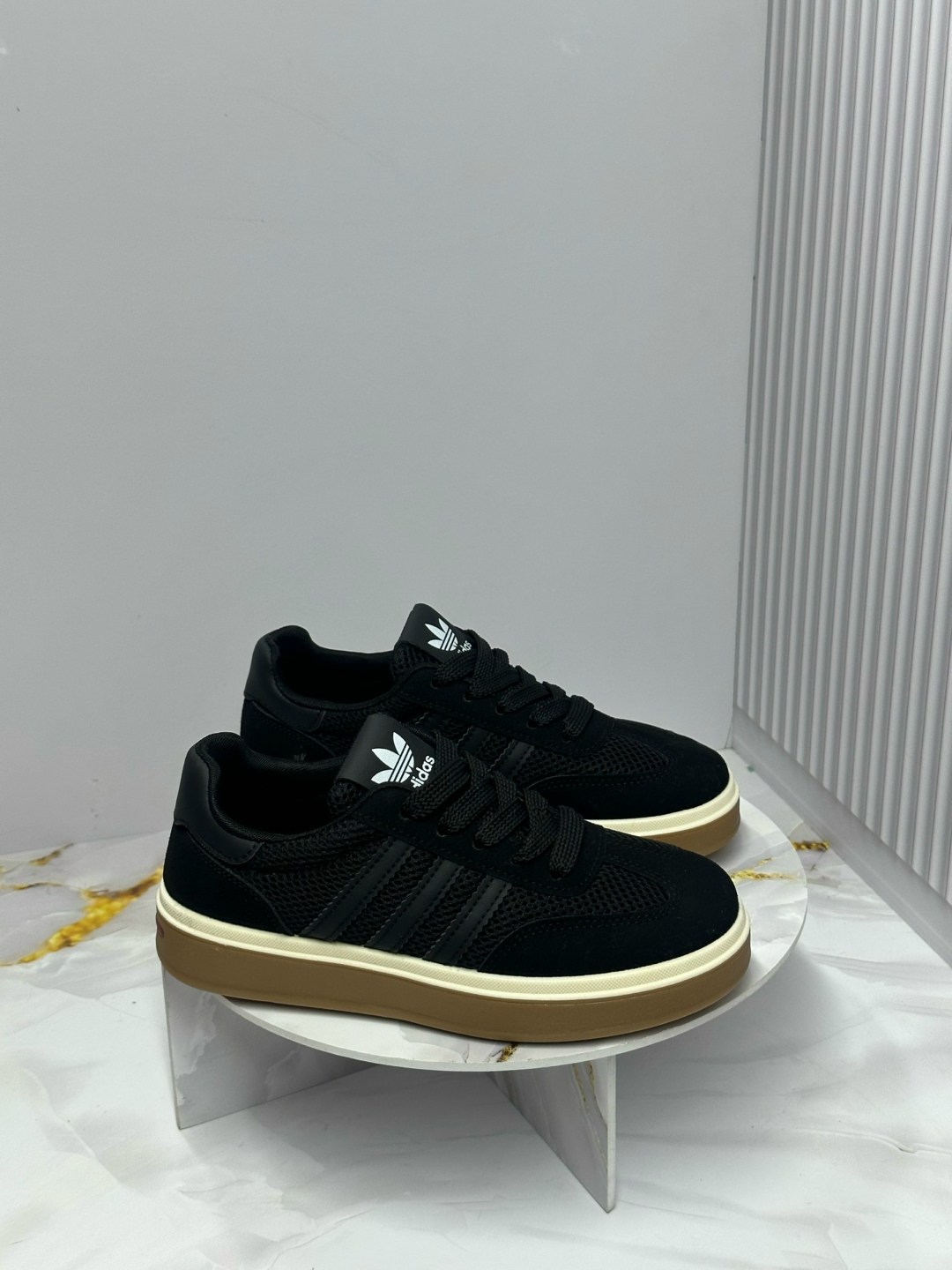 ,кроссовки adidas,кроссовки женскиe, женская,кроссовки кеды