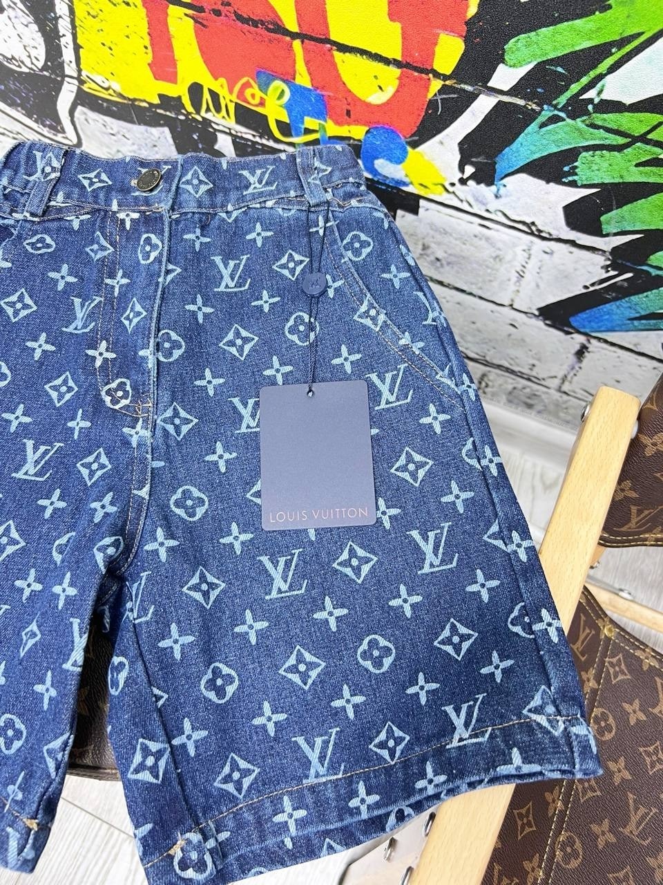 шорты louis vuitton,шорты мужские,шорты louis vuitton мужские,джинсовые шорты,шорты луи витон