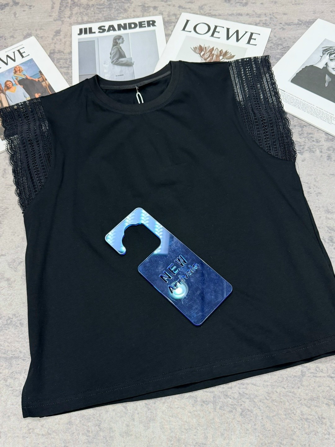 футболка с кружевами,футболка с кружевом женская,блузка кружевная,футболки женская,базовая футболка женская с кружевом