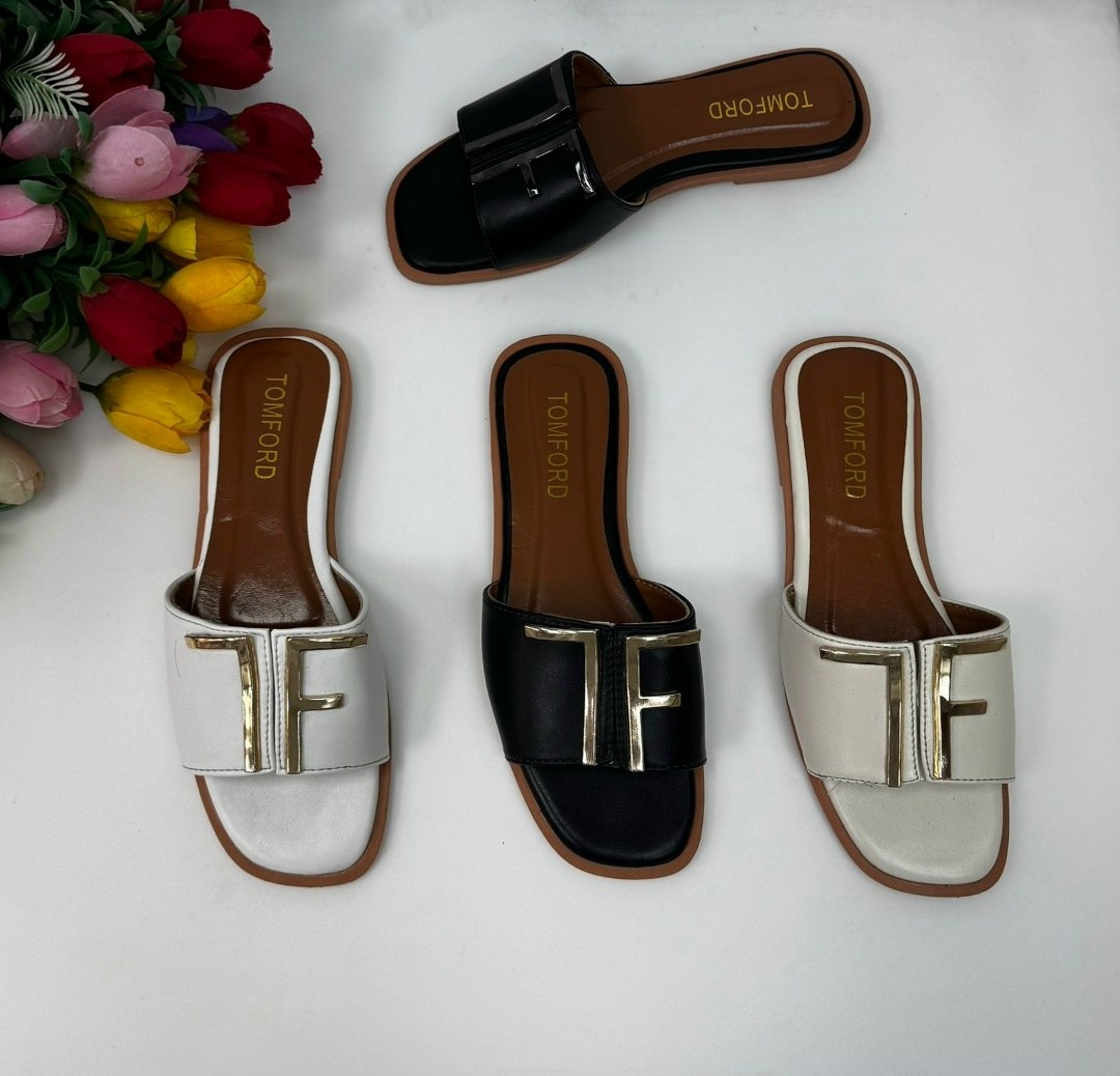 женские шлепанцы,шлепки женские,модные шлепанцы,,шлепанцы на плоской подошве