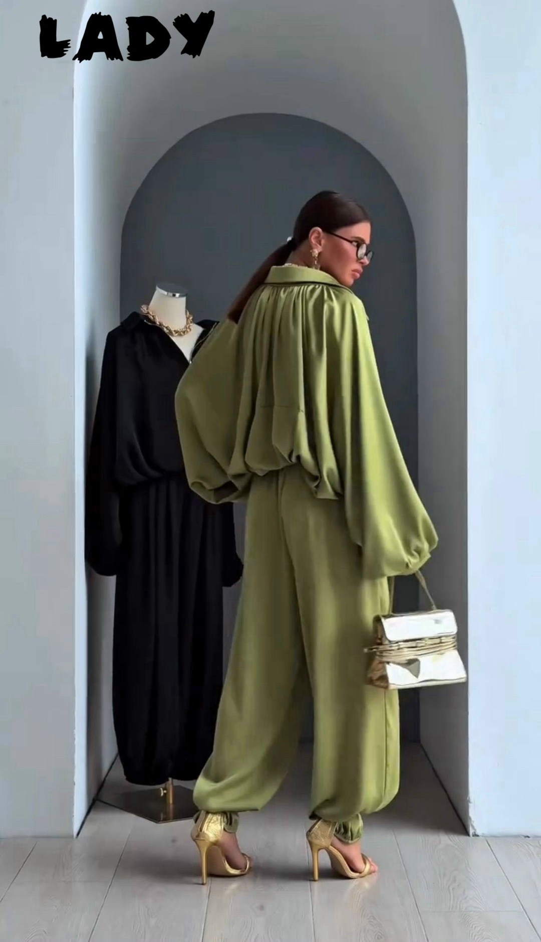 модные костюмы,костюм с брюками,костюм для женщин,атласный костюм,костюм в пижамном стиле