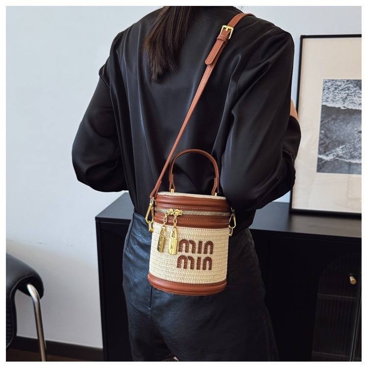 сумки женская,сумка женская плетеная,сумка,сумки женские стильные,сумка соломенная