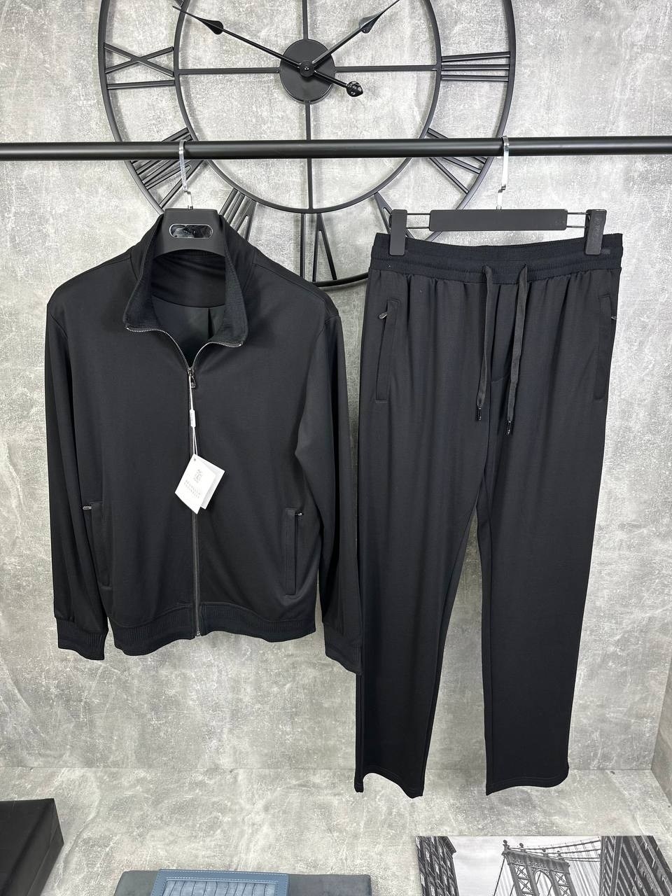 спортивный костюм brunello cucinelli,спортивный костюм loro piana,спортивный костюм brunello cucinelli чёрный,спортивный костюм лоро пиано мужской,мужской спортивный костюм