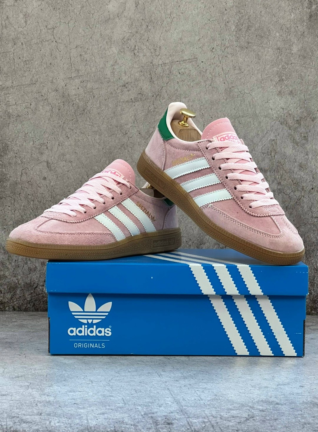 adidas spezial розовые,кроссовки adidas handball spezial,adidas handball spezial,кроссовки adidas spezial,кроссовки adidas originals handball spezial