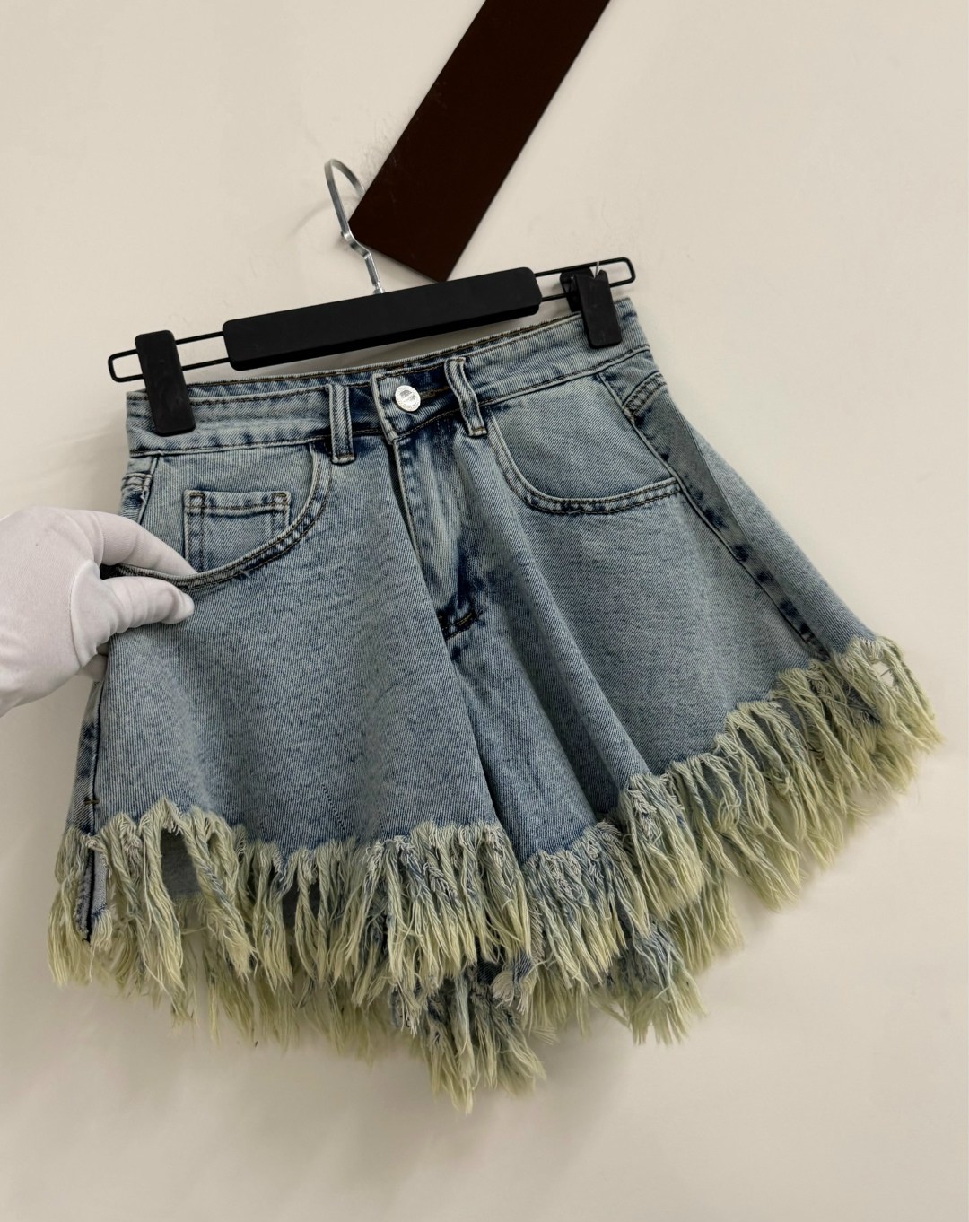 джинсовые шорты с бахромой,шорты джинсовые женская,шорты джинсовыe,женские джинсовые шорты с высокой талией,женские джинсовые шорты с кисточками