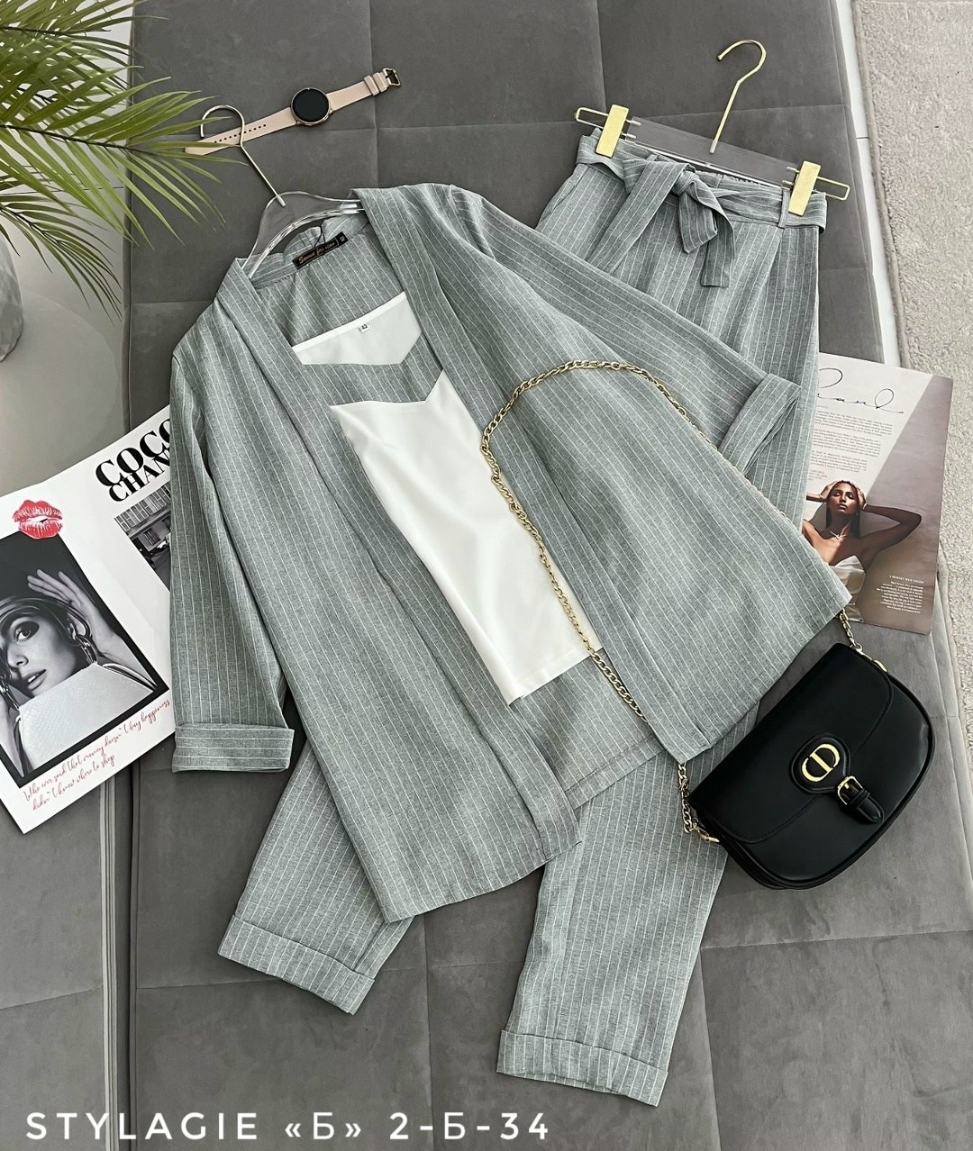 пудровый брючный костюм,стильные костюмы,женский костюм,костюм женский брючный,костюм классический