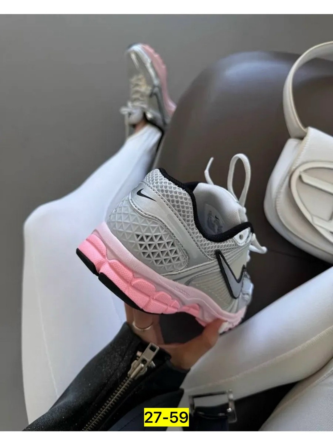 женские кроссовки nike air zoom vomero 5,женские кроссовки nike,кроссовки nike zoom vomero 5,nike кроссовки,кроссовки женские nike air max