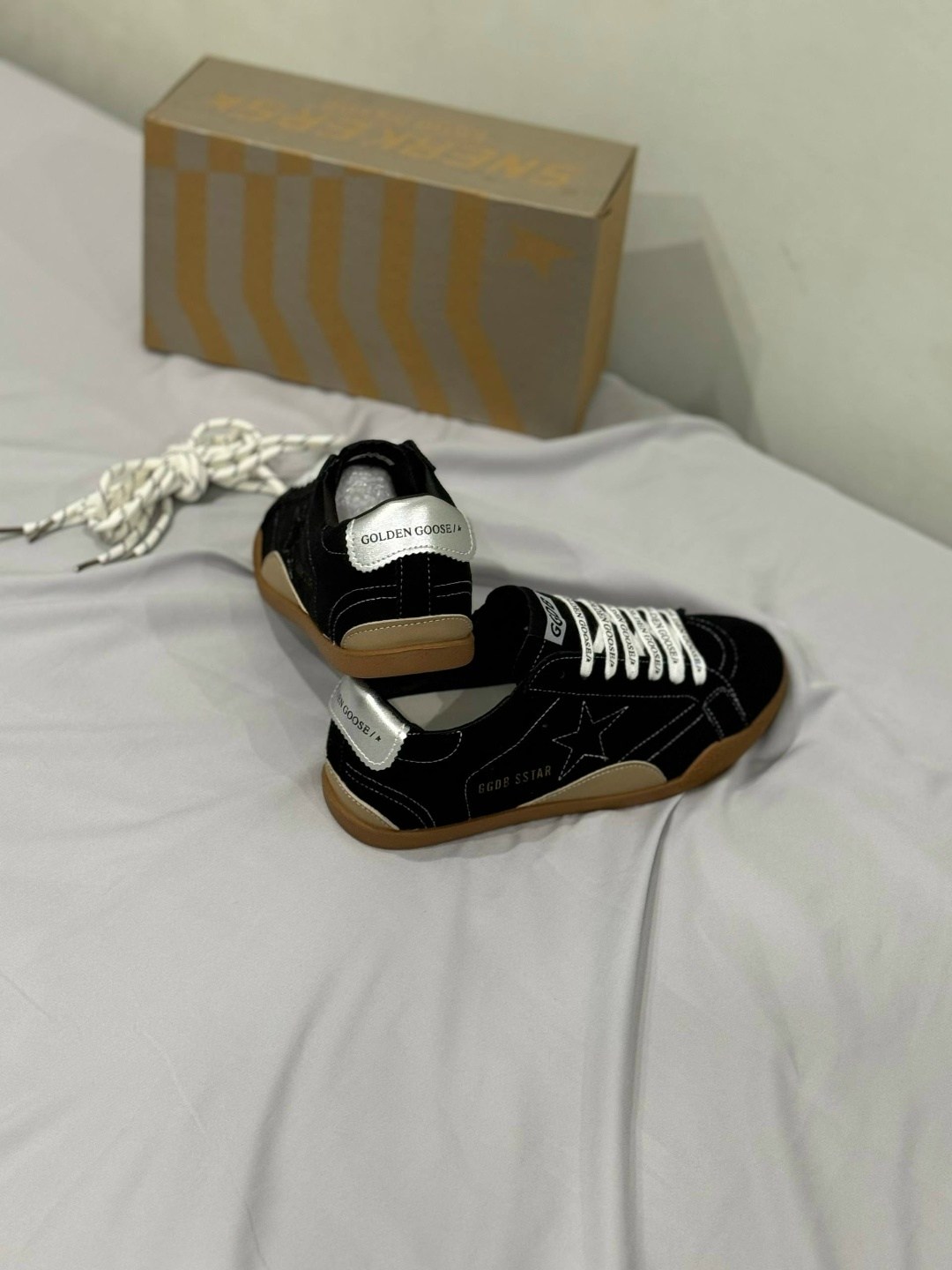 ,модные кроссовки,кроссовки женскиe,кеды golden goos арт.лх112,удобные кроссовки