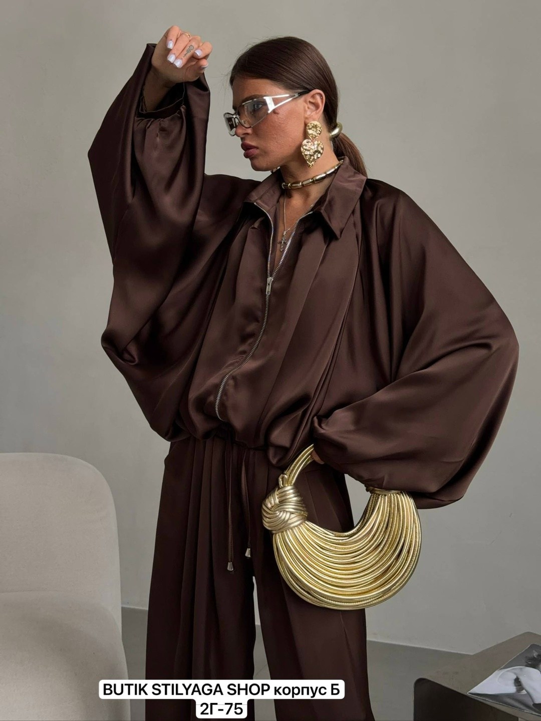 брючный костюм,брючный атласный костюм,костюм брючный шелковый,атласный костюм,шелковый костюм