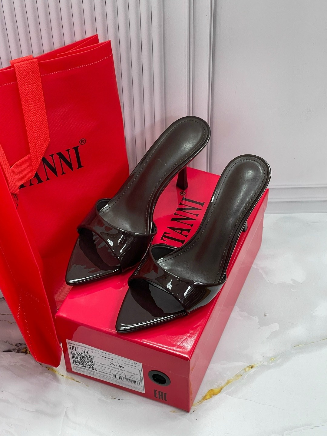 ,босоножки на каблуках,босоножки женские,женские мюли,туфли открытые