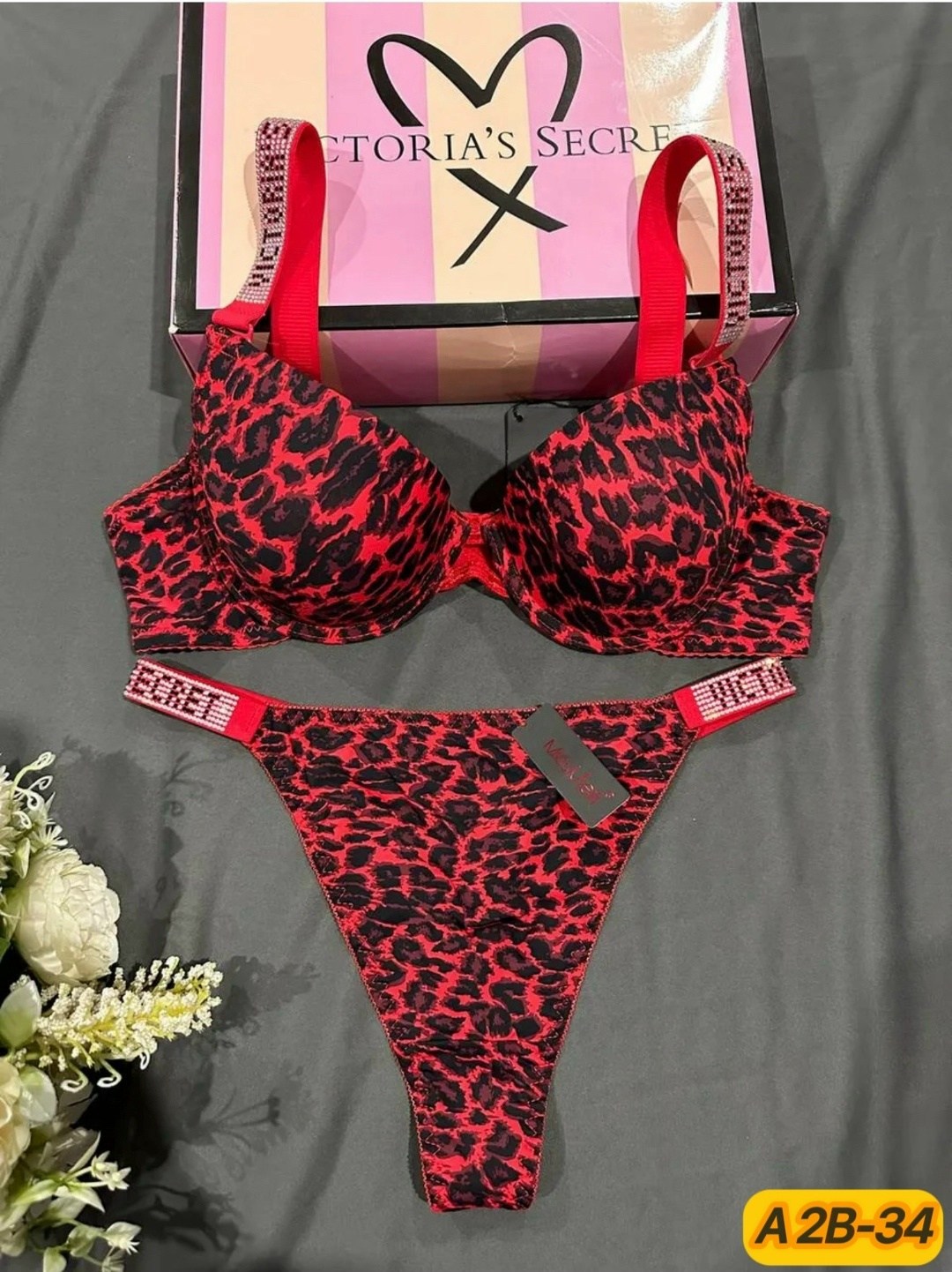 виктория сикрет леопардовый комплект,комплект нижнего белья,нижнее белье комплект женское,комплект нижнего белья со стразами пуш ап,нижнее белье комплект со стразами