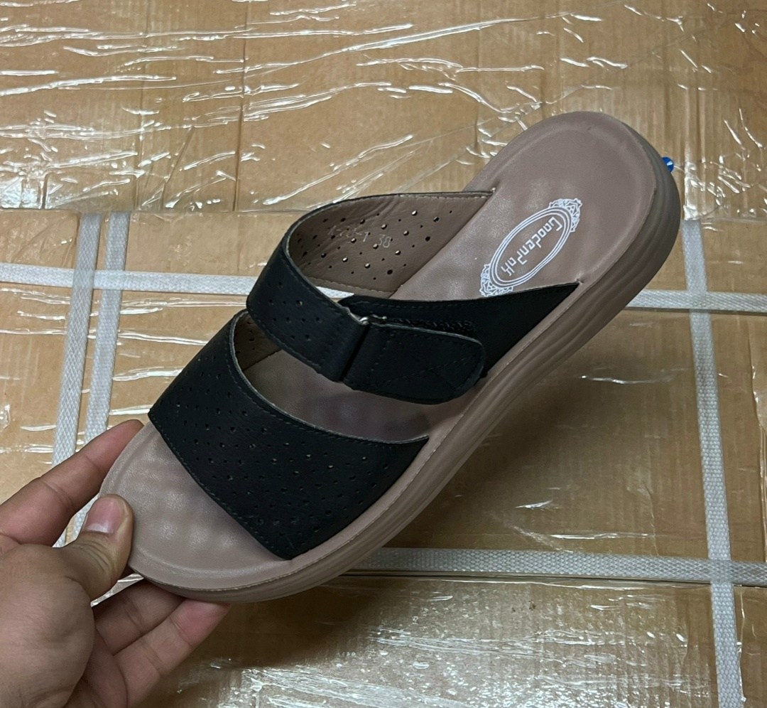 мужские шлепанцы,,шлепанцы женские,шлепки мужские,босоножки сандали